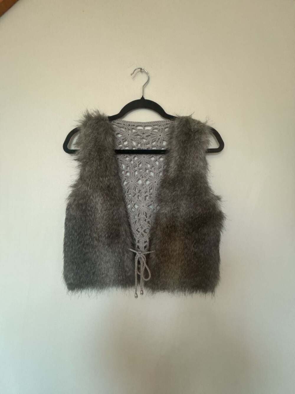 BKE Women's Gray Faux Fur and Crochet Back Vest